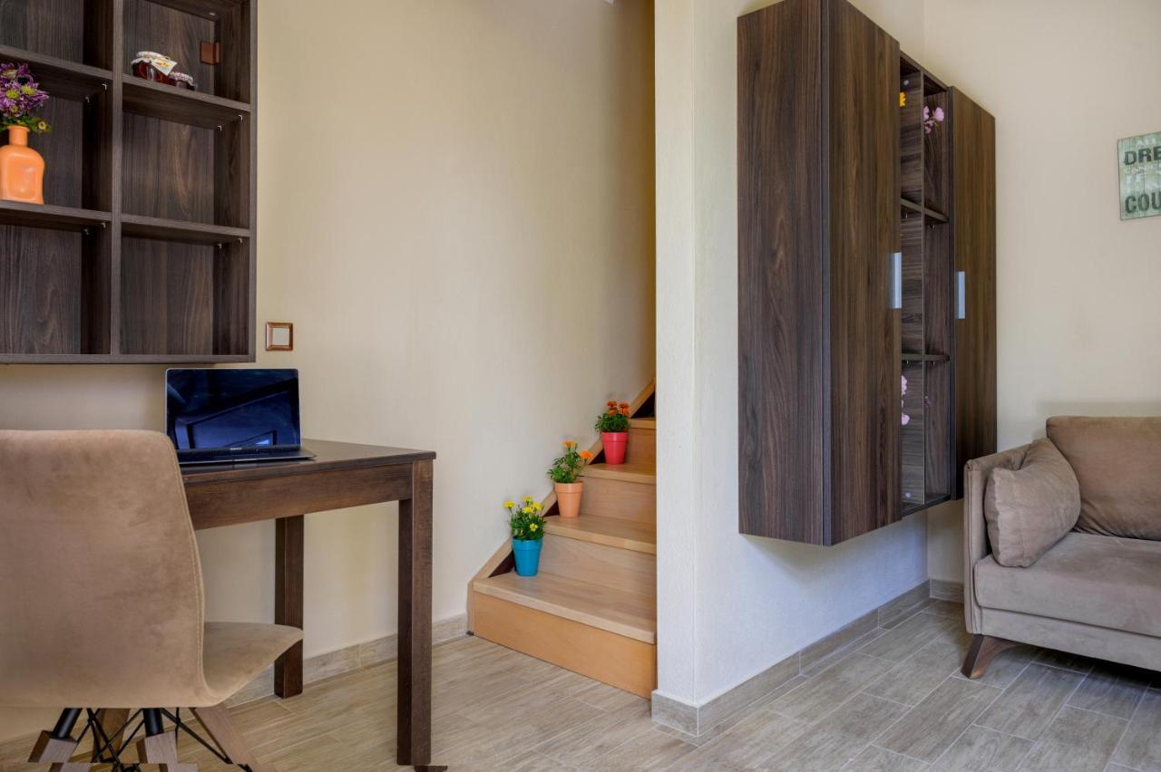 Tavani Villas Nea Roda Luaran gambar